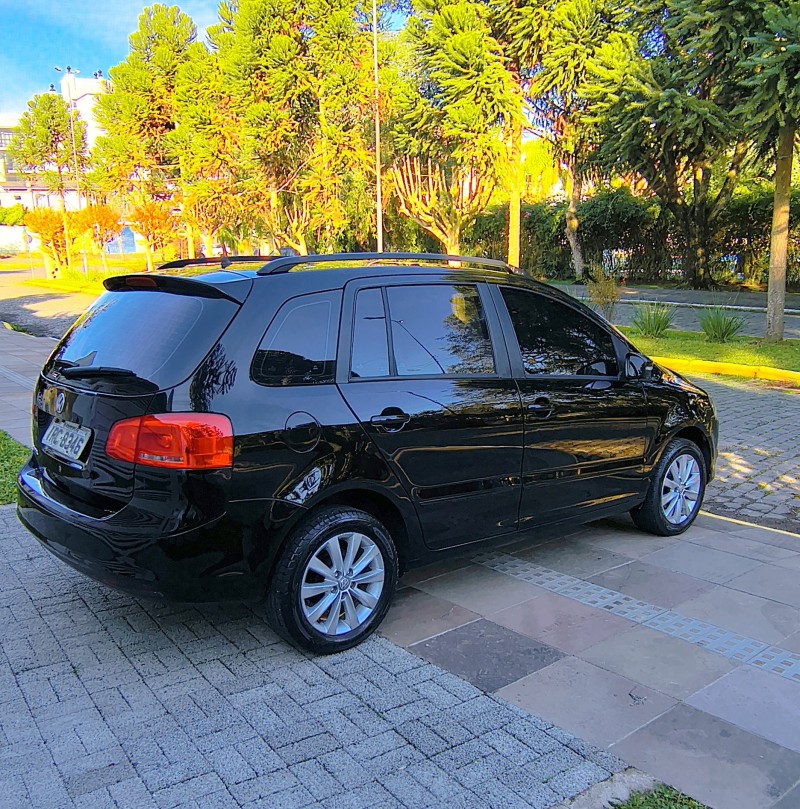 SPACEFOX 1.6 MI PLUS 8V FLEX 4P MANUAL - 2011 - FARROUPILHA