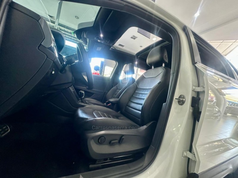 TAOS 1.4 16V HIGHLINE TSI FLEX 4P AUTOMÁTICO - 2024 - NOVO HAMBURGO