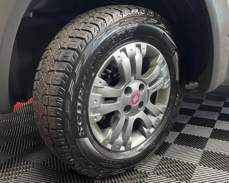 PALIO 1.8 MPI ADVENTURE WEEKEND ITALIA 16V FLEX MANUAL - 2012 - VACARIA
