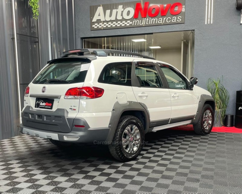 PALIO 1.8 MPI ADVENTURE WEEKEND ITALIA 16V FLEX MANUAL - 2012 - VACARIA