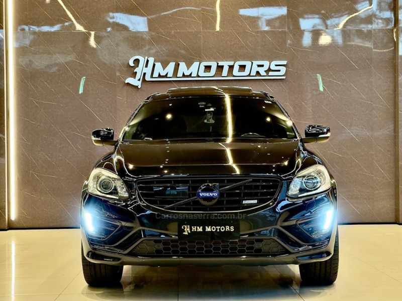 XC60 2.0 T6 R DESIGN TURBO GASOLINA 4P AUTOMÁTICO - 2015 - CAXIAS DO SUL