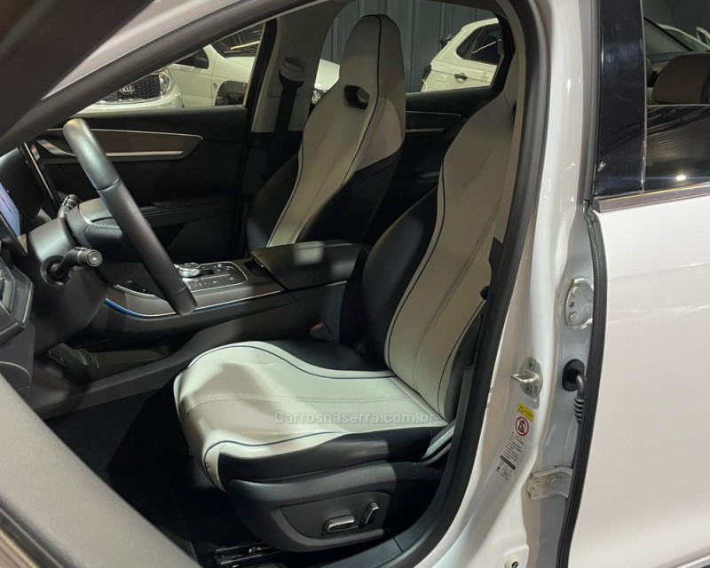 KING 1.5 DM-I PHEV GS AUTOMÁTICO - 2025 - VACARIA