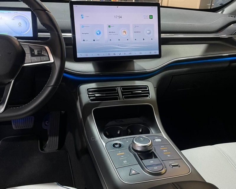 KING 1.5 DM-I PHEV GS AUTOMÁTICO - 2025 - VACARIA