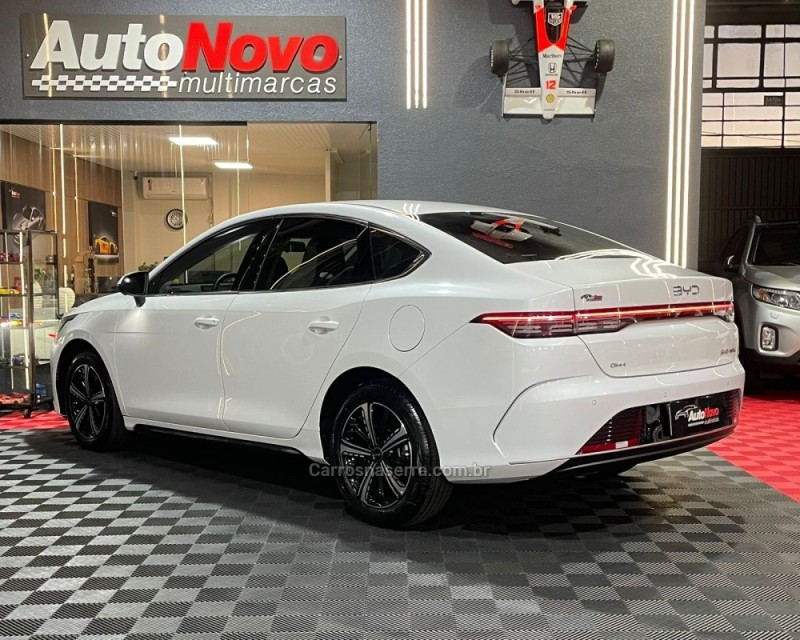 KING 1.5 DM-I PHEV GS AUTOMÁTICO - 2025 - VACARIA