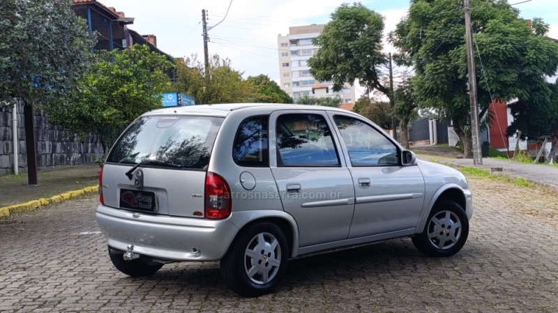 CORSA 1.0 MPFI MILENIUM 8V GASOLINA 4P MANUAL - 2002 - CAXIAS DO SUL