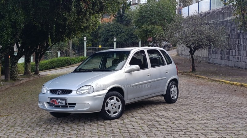 CORSA 1.0 MPFI MILENIUM 8V GASOLINA 4P MANUAL - 2002 - CAXIAS DO SUL