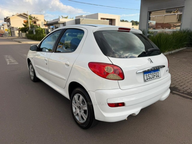 207 1.4 XR 8V FLEX 4P MANUAL - 2012 - ESTâNCIA VELHA
