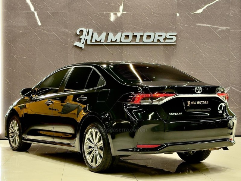 COROLLA 2.0 XEI 16V FLEX 4P AUTOMÁTICO - 2023 - CAXIAS DO SUL