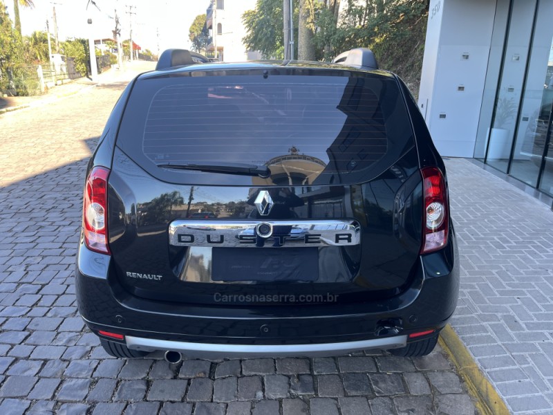 DUSTER 2.0 TECH ROAD 4X2 16V FLEX 4P AUTOMÁTICO - 2013 - VERANóPOLIS