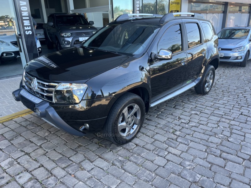 DUSTER 2.0 TECH ROAD 4X2 16V FLEX 4P AUTOMÁTICO - 2013 - VERANóPOLIS