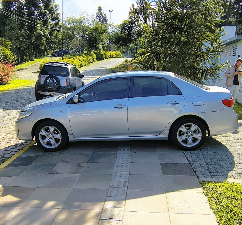 COROLLA 1.8 GLI 16V FLEX 4P AUTOMÁTICO - 2010 - FARROUPILHA