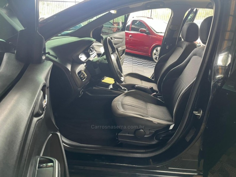 PRISMA 1.0 MPFI LT 8V FLEX 4P MANUAL - 2013 - CAXIAS DO SUL