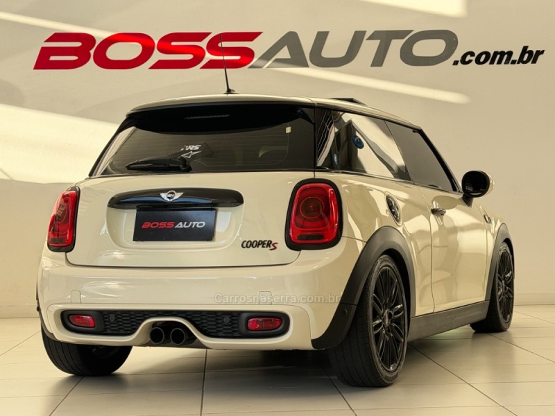 COOPER 2.0 S 16V TURBO GASOLINA 2P AUTOMÁTICO - 2015 - CAXIAS DO SUL
