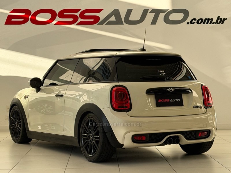COOPER 2.0 S 16V TURBO GASOLINA 2P AUTOMÁTICO - 2015 - CAXIAS DO SUL