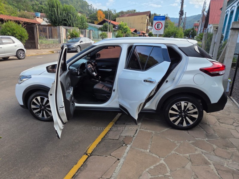 KICKS 1.6 16V FLEX SL 4P XTRONIC - 2018 - PICADA CAFé
