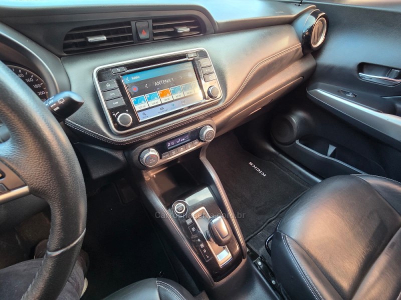 KICKS 1.6 16V FLEX SL 4P XTRONIC - 2018 - PICADA CAFé