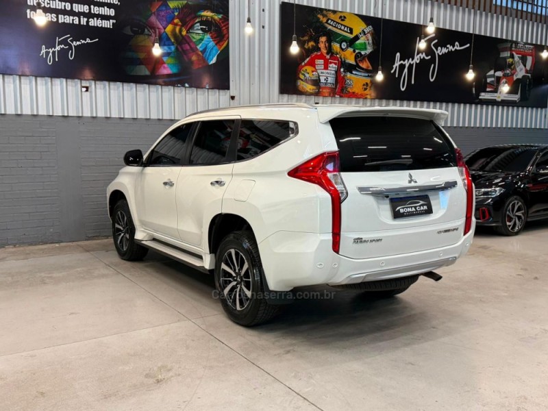 PAJERO SPORT 2.4 HPE 4X4 DIESEL 4P AUTOMÁTICA - 2020 - CAXIAS DO SUL