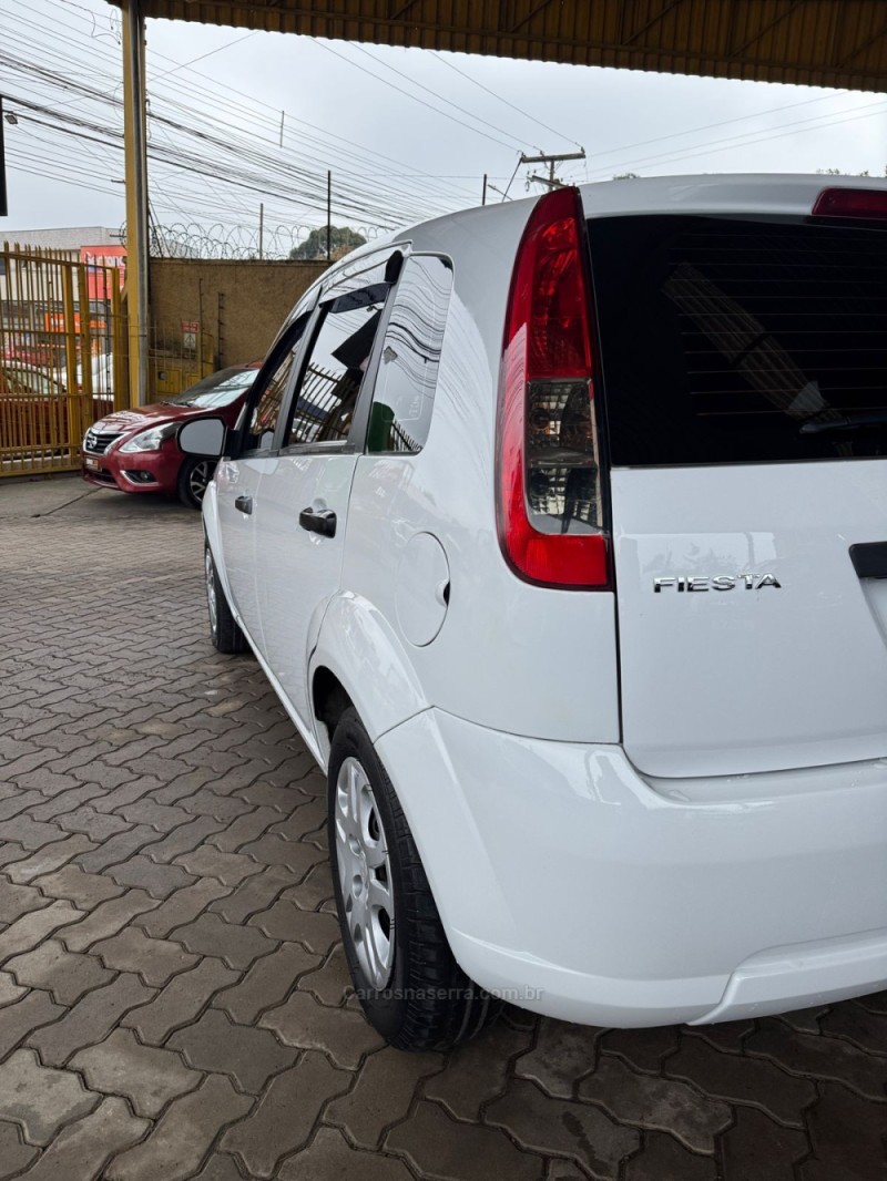 FIESTA 1.0 MPI CLASS HATCH 8V FLEX 4P MANUAL - 2011 - CAXIAS DO SUL
