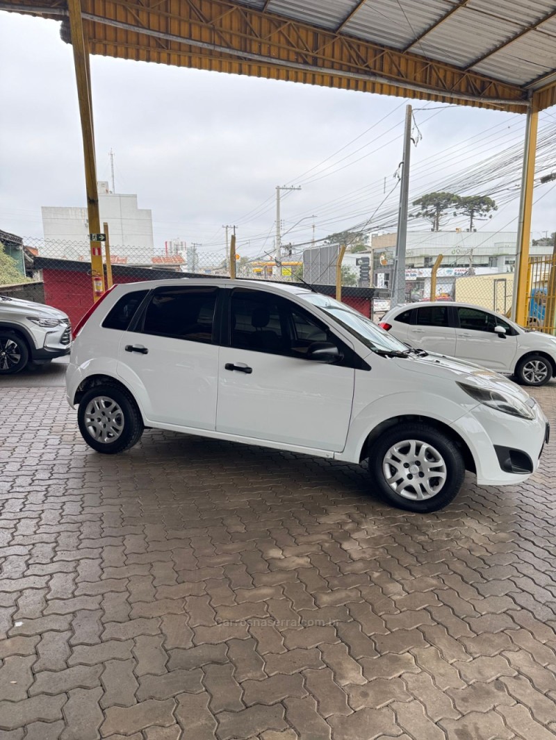 FIESTA 1.0 MPI CLASS HATCH 8V FLEX 4P MANUAL - 2011 - CAXIAS DO SUL