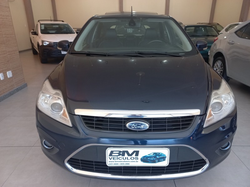 FOCUS 2.0 TITANIUM HATCH 16V FLEX 4P AUTOMÁTICO - 2013 - BENTO GONçALVES