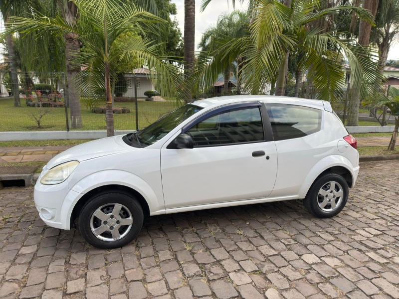 KA 1.0 MPI 8V FLEX 2P MANUAL - 2011 - FELIZ