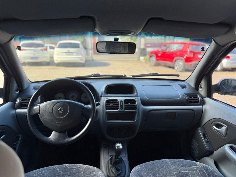 CLIO 1.6 AUTHENTIQUE SEDAN 16V FLEX 4P MANUAL - 2009 - CAXIAS DO SUL