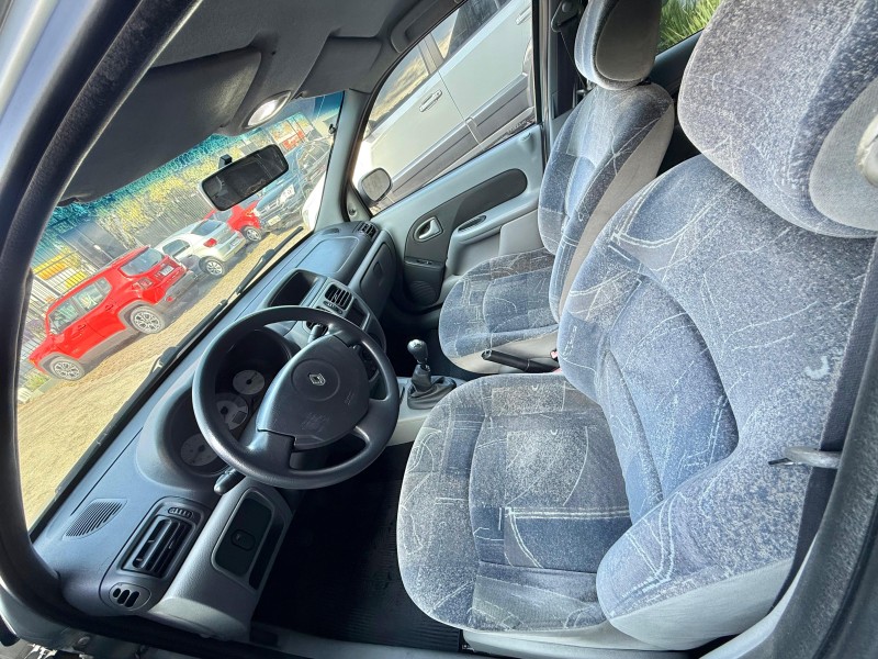 CLIO 1.6 AUTHENTIQUE SEDAN 16V FLEX 4P MANUAL - 2009 - CAXIAS DO SUL
