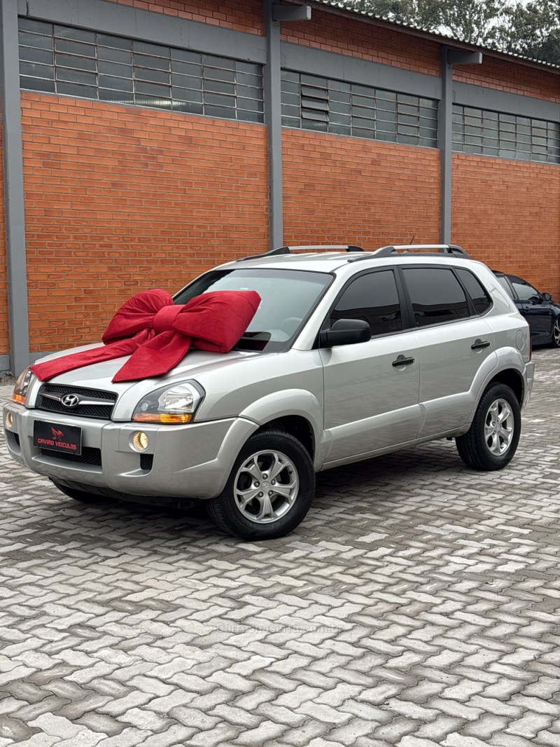 tucson 2.0 mpfi gl 16v 142cv 2wd gasolina 4p manual 2011 caxias do sul