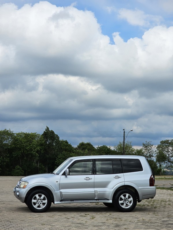 PAJERO FULL 3.2 HPE 4X4 16V TURBO INTERCOOLER DIESEL 4P AUTOMÁTICO - 2007 - ANTôNIO PRADO
