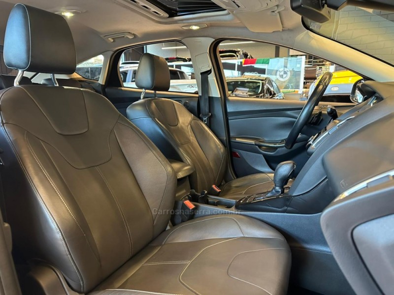 FOCUS 2.0 TITANIUM HATCH 16V FLEX 4P AUTOMÁTICO - 2017 - CAXIAS DO SUL