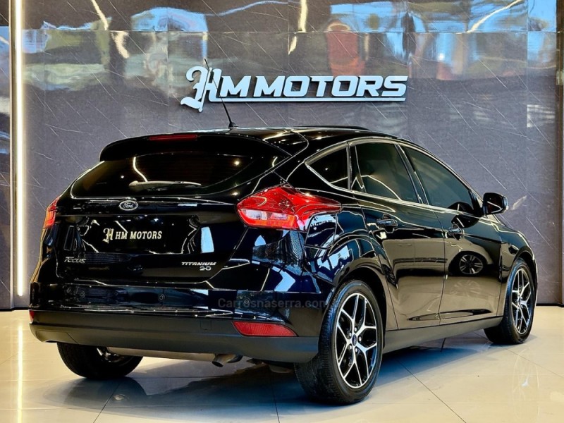 FOCUS 2.0 TITANIUM HATCH 16V FLEX 4P AUTOMÁTICO - 2017 - CAXIAS DO SUL
