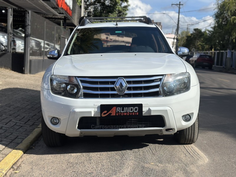 DUSTER 2.0 DYNAMIQUE 4X4 16V FLEX 4P MANUAL - 2014 - PAROBé