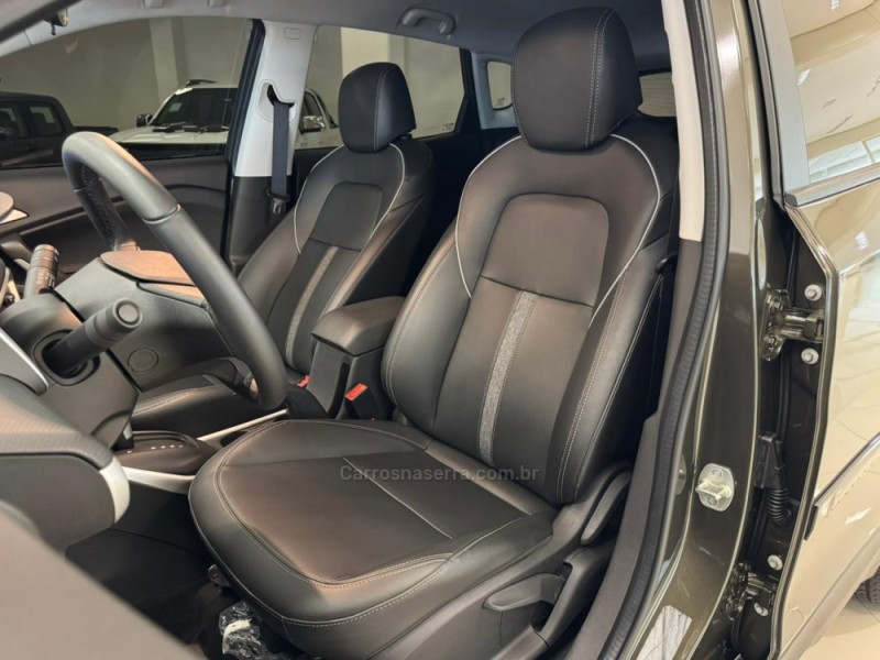 TRACKER 1.0 12V LTZ TURBO FLEX 4P AUTOMÁTICO - 2025 - VERANóPOLIS