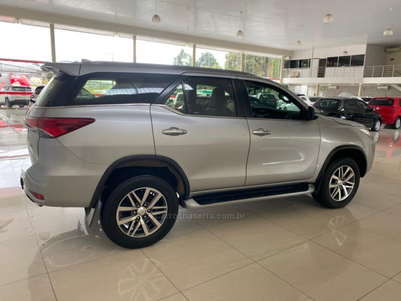 HILUX SW4 2.8 SRX 4X4 16V TURBO INTERCOOLER DIESEL 4P AUTOMÁTICO - 2020 - LAJEADO