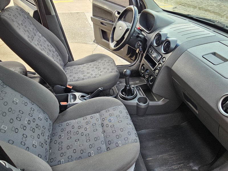 ECOSPORT 1.6 XLT 8V GASOLINA 4P MANUAL - 2005 - CAXIAS DO SUL