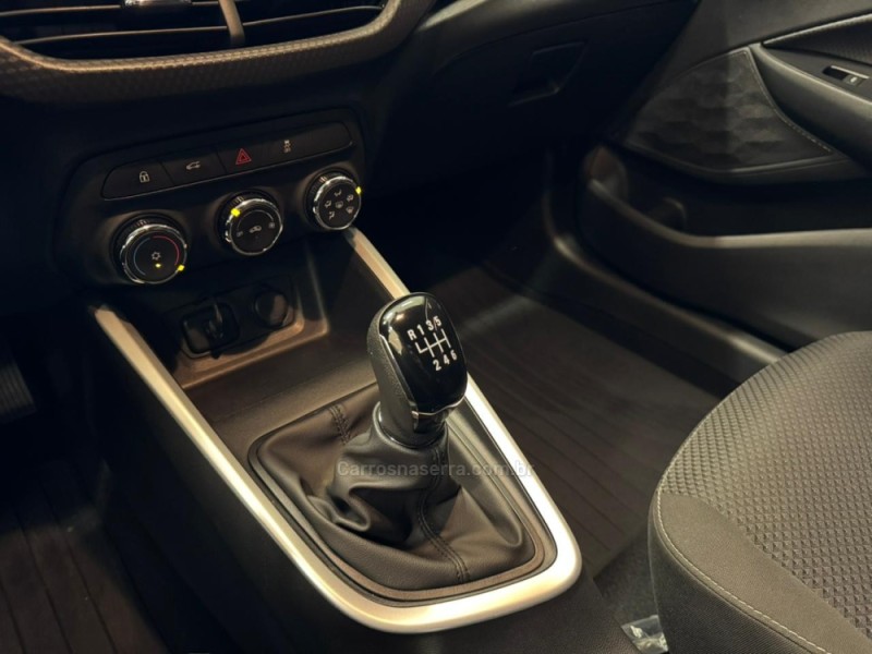ONIX 1.0 LT 12V FLEX 4P MANUAL - 2023 - VERANóPOLIS