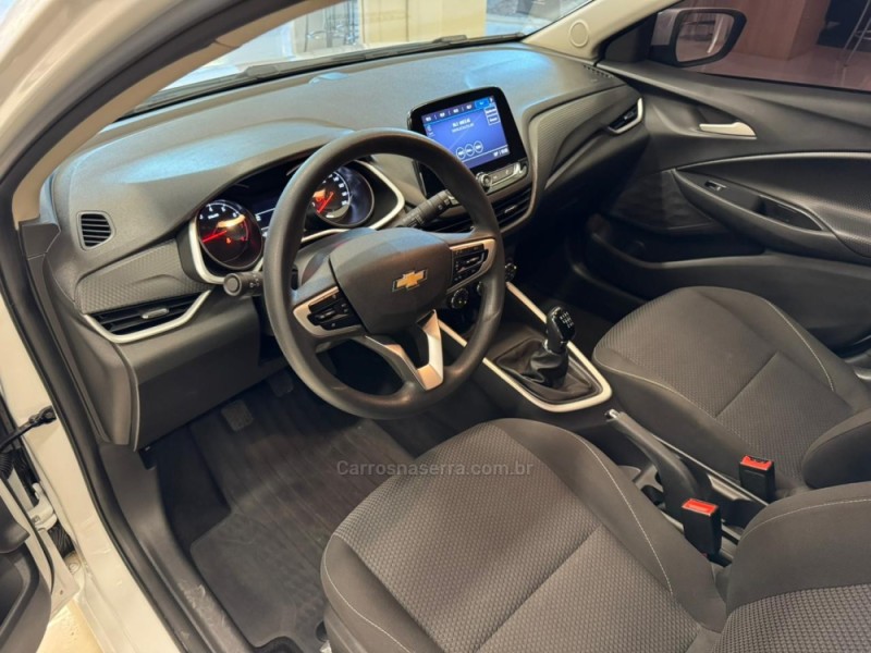 ONIX 1.0 LT 12V FLEX 4P MANUAL - 2023 - VERANóPOLIS