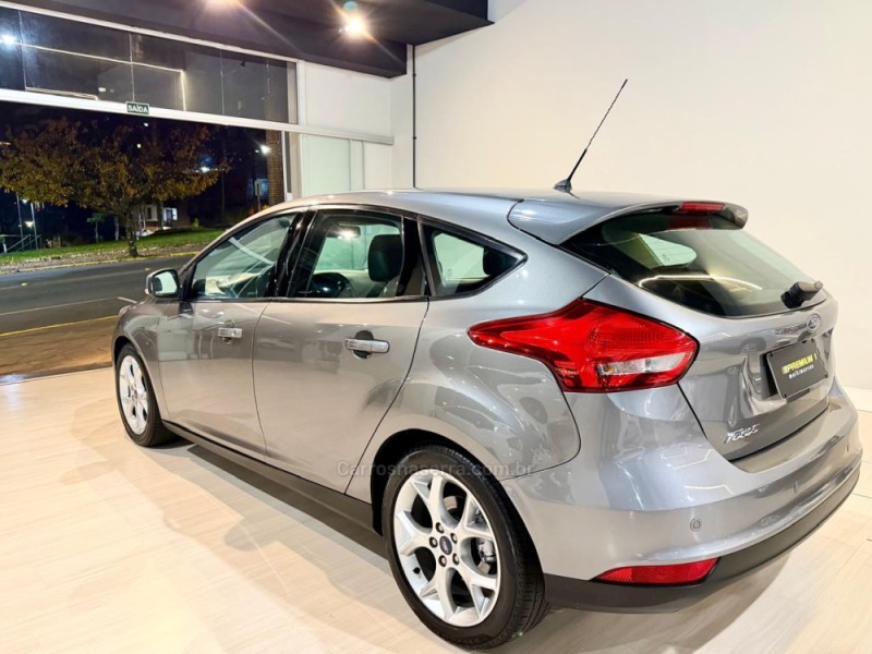 FOCUS 2.0 SE PLUS 16V FLEX 4P AUTOMÁTICO - 2018 - BENTO GONçALVES
