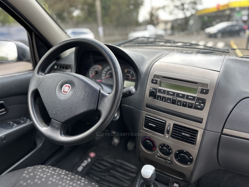 PALIO 1.4 MPI ATTRACTIVE WEEKEND 8V FLEX 4P MANUAL - 2011 - PAROBé