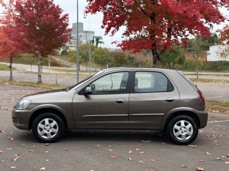 CELTA 1.0 MPFI LT 8V FLEX 4P MANUAL - 2014 - BENTO GONçALVES