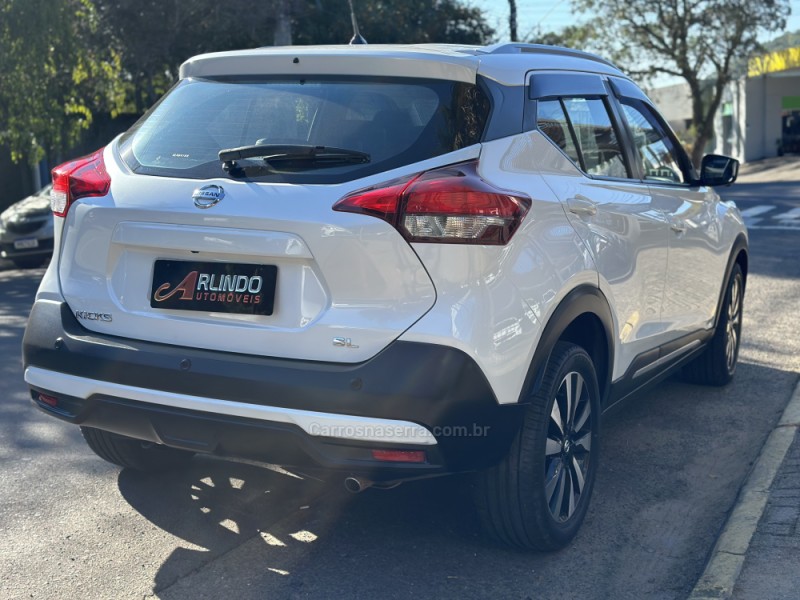 KICKS 1.6 16V FLEX SL 4P XTRONIC - 2017 - PAROBé