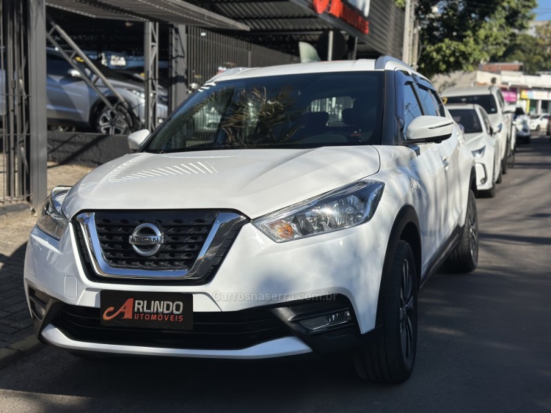 KICKS 1.6 16V FLEX SL 4P XTRONIC - 2017 - PAROBé