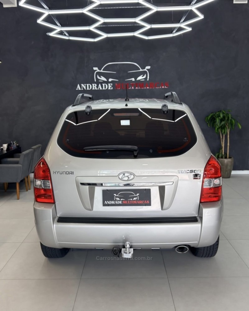 TUCSON 2.0 MPFI GL 16V 143CV 2WD GASOLINA 4P AUTOMÁTICO - 2010 - CAXIAS DO SUL