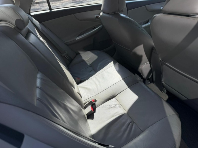 COROLLA 2.0 XEI 16V FLEX 4P AUTOMÁTICO - 2013 - LAGOA VERMELHA