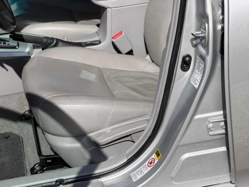 COROLLA 2.0 XEI 16V FLEX 4P AUTOMÁTICO - 2013 - LAGOA VERMELHA