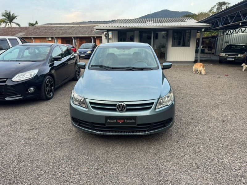 VOYAGE 1.0 MI 8V FLEX 4P MANUAL - 2010 - IGREJINHA