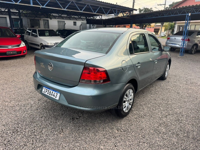 VOYAGE 1.0 MI 8V FLEX 4P MANUAL - 2010 - IGREJINHA