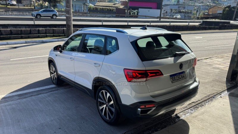 TAOS 1.4 16V HIGHLINE TSI FLEX 4P AUTOMÁTICO - 2022 - CAXIAS DO SUL
