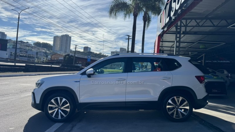 TAOS 1.4 16V HIGHLINE TSI FLEX 4P AUTOMÁTICO - 2022 - CAXIAS DO SUL