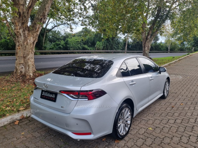 COROLLA 2.0 XEI 16V FLEX 4P AUTOMÁTICO - 2022 - DOIS IRMãOS